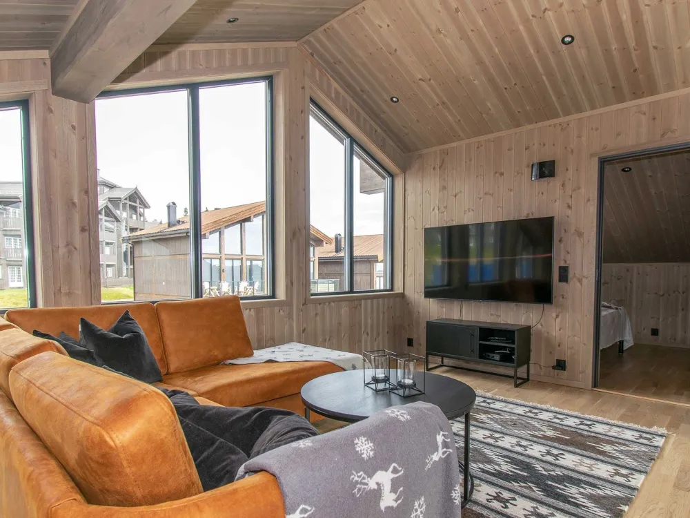 Mountain Chalet 04
