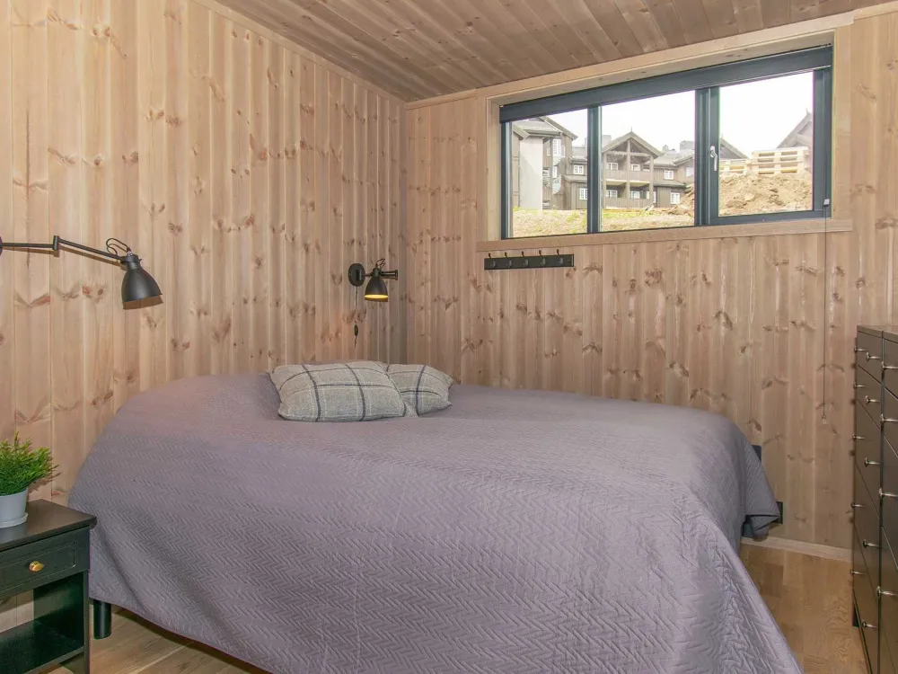 Mountain Chalet 04